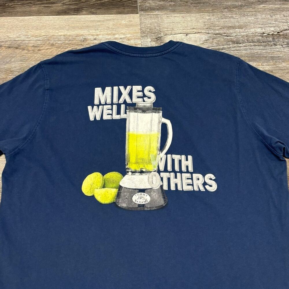 Tommy Bahama Relax Blue Yellow Men M Mixes Well With Others Short Sleeve T-Shirt